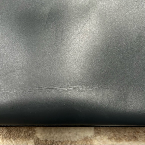 Prada Vintage Vitello Metallo Cleo Shoulder Bag w/ authentication certificate - Picture 9 of 11